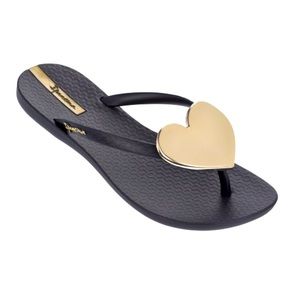 Ipanema Black & Gold Wave Heart Sandals